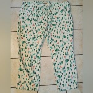 3/10 Old Navy Christmas Tree PJ Lounge Pants  XL